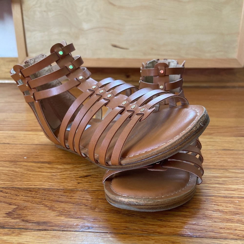 Steve Madden Egyptian Styled Sandals